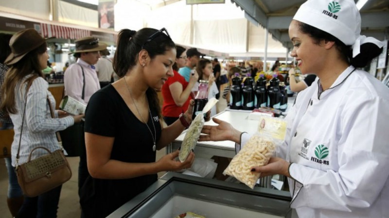 Feira Da Agricultura Familiar Na Expointer J Comercializou Mais De R