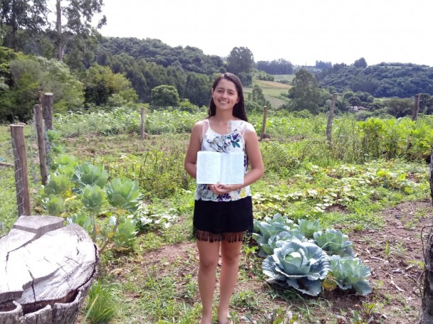 foto juventude GILVANDRA AYRES DE SIQUEIRA Jovens beneficiários do Bolsa Juventude Rural em Segredo/RS